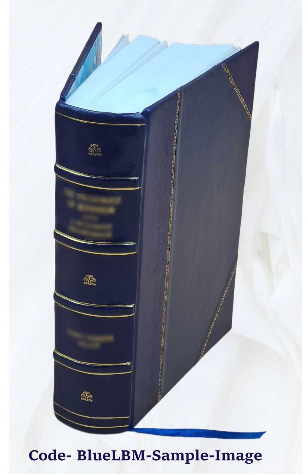 Museum of antiquity; a description of ancient life: the employments, amusements, customs and habits, the cities, places, monuments and tombs, the literature and fine arts of 3,000 years ago 1882 [Leat