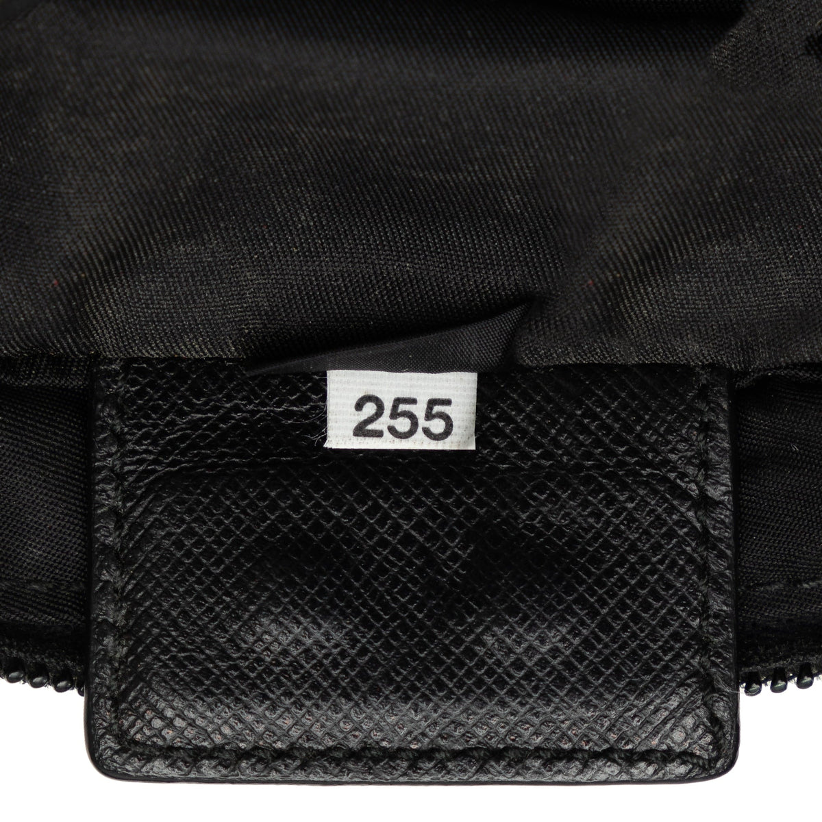 Pre-Owned Authenticated Prada Tessuto Crossbody Nylon Fabric Black Crossbody Bag Unisex (Good)