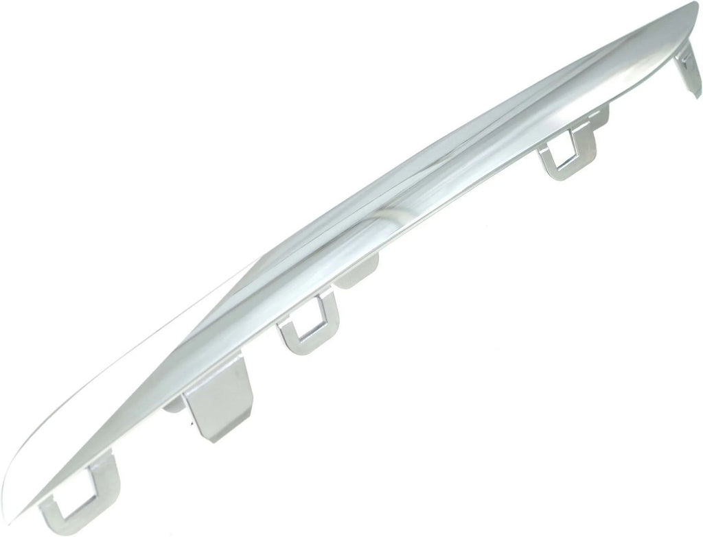 C300 15-18/C400 15-15 GRILLE MOLDING LOWER LH, Chrome, w/o Luxury Package, Sedan - CAPA