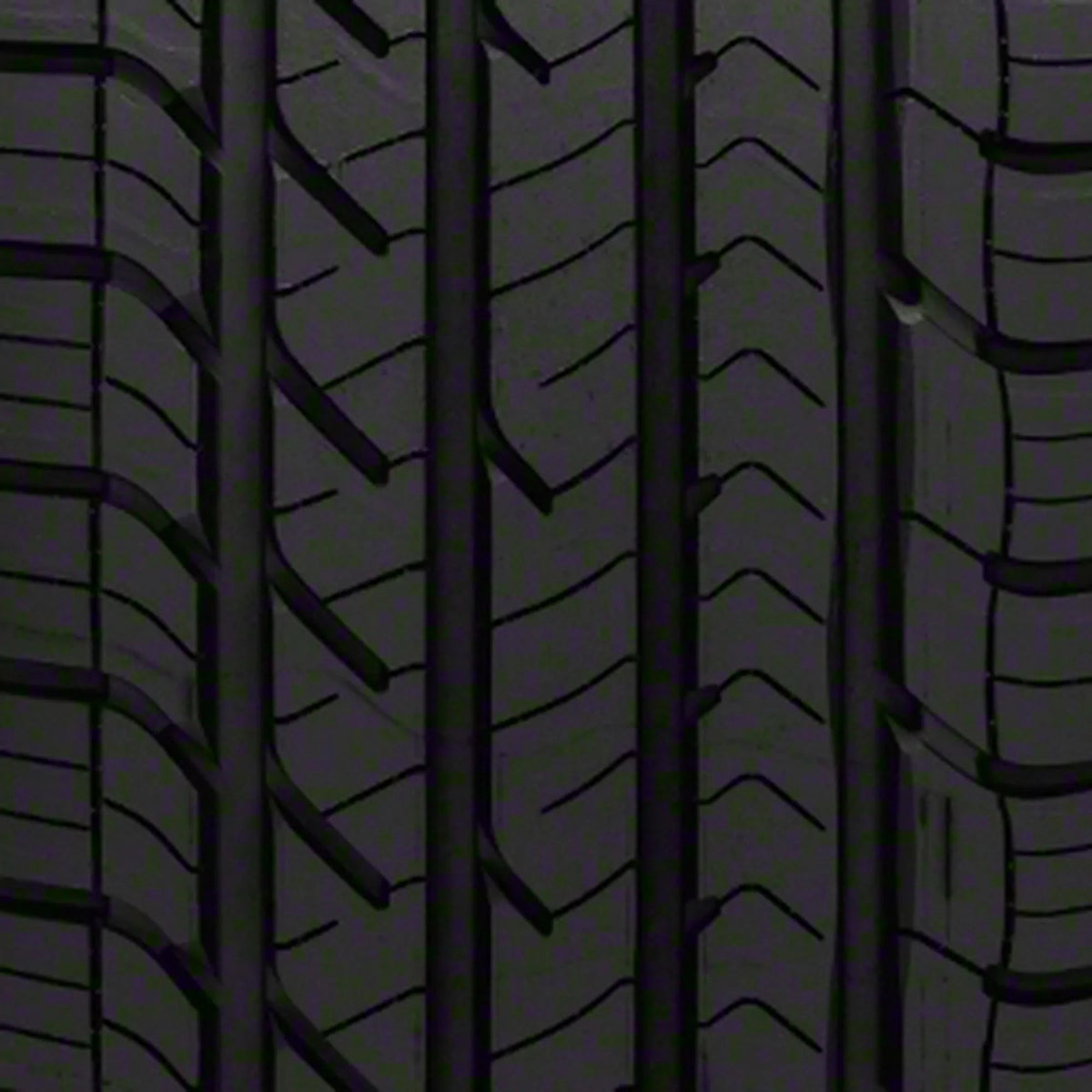 Goodyear Eagle Sport All-Season 255/55R20 107 H Tire